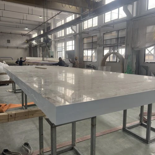 Tấm acrylic trong suốt cho hồ cá